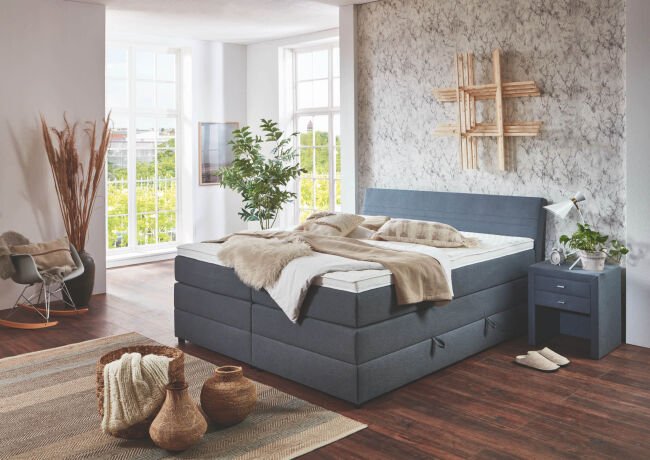 Modernes Boxspringbett in grau